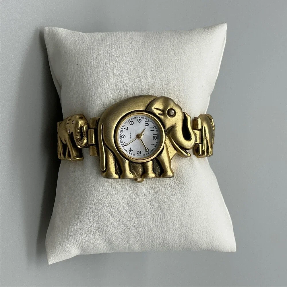 Womens Watch 31mm White Dial Gold Tone Elephant Bracelet New Battery 6.5